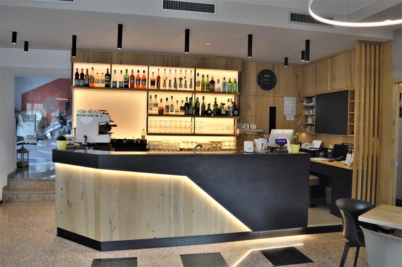 Albergo Ristorante Da Neni Mori Kültér fotó