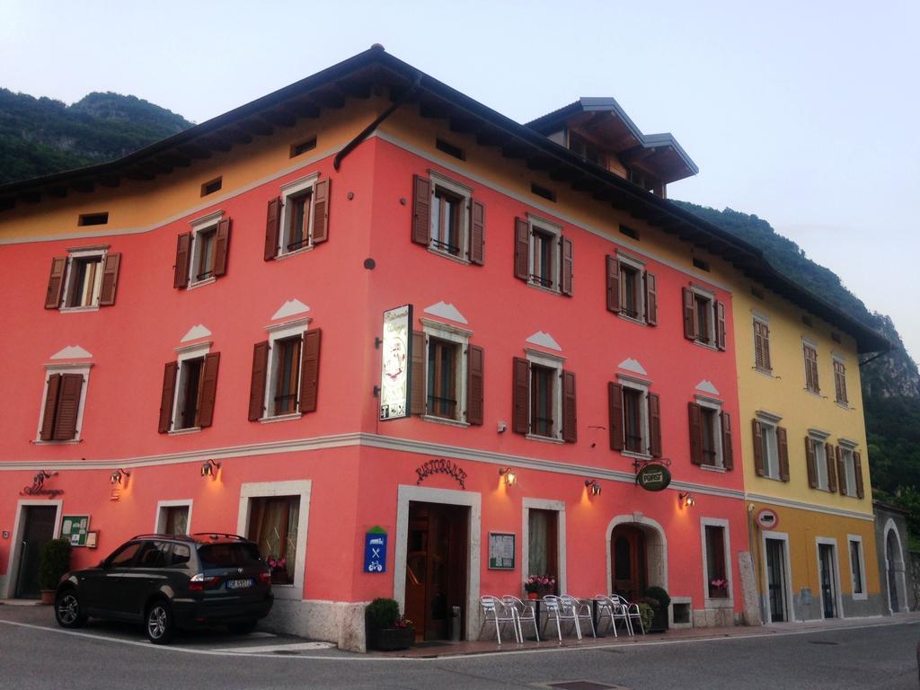 Albergo Ristorante Da Neni Mori Kültér fotó